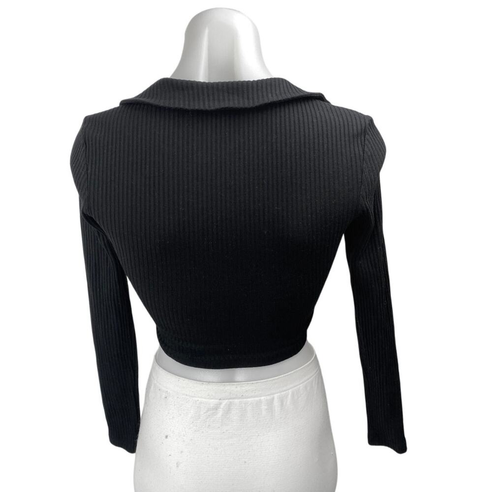Princess Polly Black Ribbed Knit Long Sleeve Button Up Polo Crop Top Size 0 - Picture 2 of 3